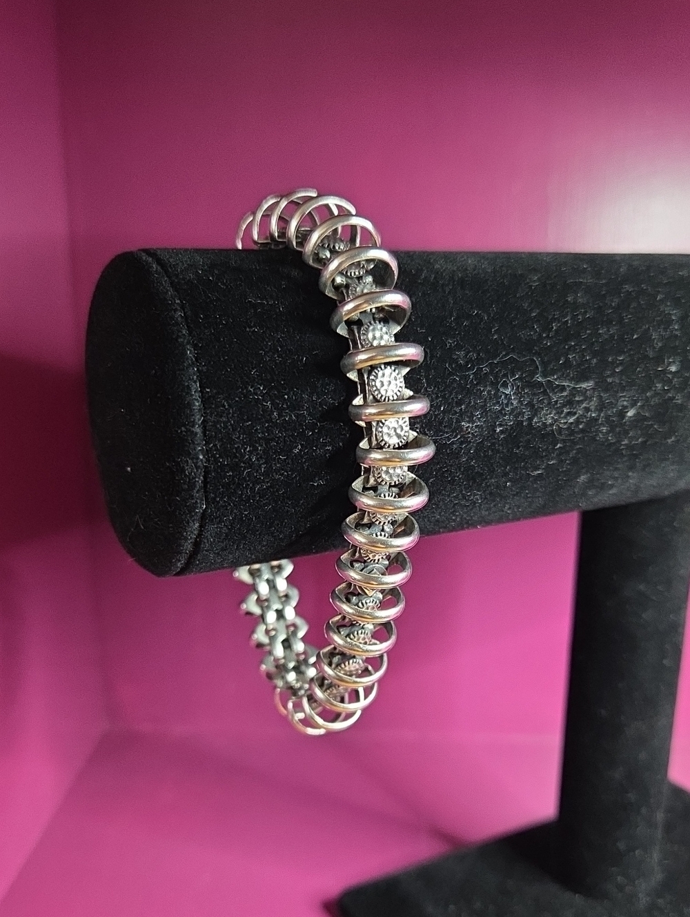 Retired Silpada Oxidized Sterling Silver Arrowhead Link Toggle Bracelet